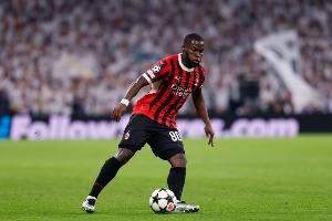 隆戈：西汉姆想签穆萨但晚了一步，那不勒斯今晚将和米兰敲定转会