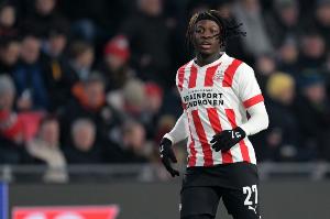 记者：巴卡约科不会参加PSV训练营&即将转会 勒沃库森领跑争夺战