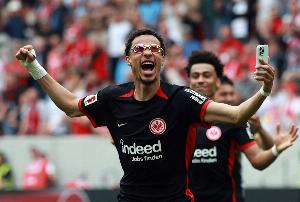 德媒：纽卡8000万欧报价埃基蒂克，法兰克福想要1亿欧