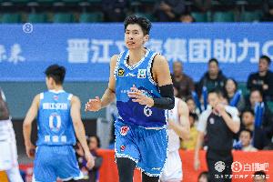 直播吧：邹阳向福建队承诺近期会续约 福建队提供的薪水有竞争力