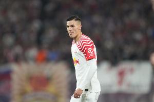 博主：曼联希望塞斯科本人主动推动转会，维维尔正在游说他