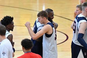 看好这个新人！霍里：弗拉格是有可能追上詹姆斯得分纪录的人