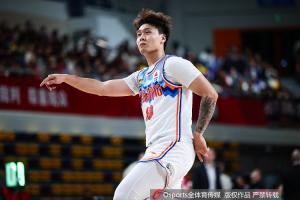 评价一下？赵睿将加盟北京搭档周琦等名将 首钢新赛季冠军稳了？