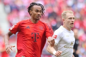 记者：不莱梅、埃因霍温等队有意租借拜仁18岁前锋阿萨雷