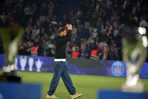 罗马诺：转会费约3000万欧至3500万欧，曼城签多纳鲁马接近达协议