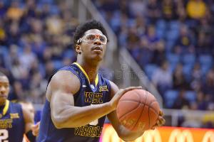 媒体人：前CBA江苏队外援德文-威廉姆斯将加盟福建