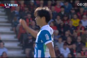 收获赛季首球！三笘薰后点高高跃起将球砸进球门，布莱顿扳平