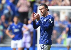 邮报：尽管普遍不看好格拉利什的转会，但主帅莫耶斯仍选择相信他