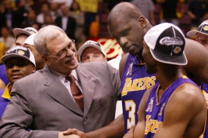 麦迪：科比三连冠时不次于沙克但被媒体塑造成了二当家 KD也一样