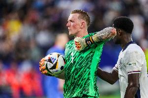 罗马诺：31岁门将皮克福德同意与埃弗顿续约，下周将正式签署