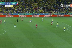 红牌还是黄牌？胖虎报复性踩踏对手被裁判出示黄牌