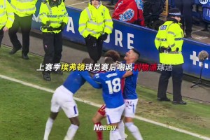 埃弗顿球员挑衅利物浦球迷，红军太子琼斯忍不了上演1v3