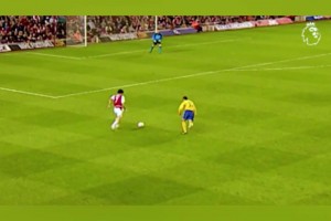 在绿茵场上跳舞！应该就是这种感觉吧！