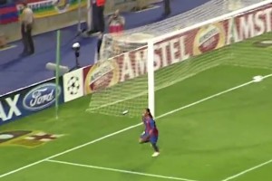 依旧是无法被复制的球员！足球精灵小罗肆意挥洒天赋！