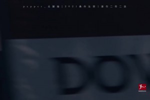 这个胖子带球慢吞吞的，会踢球吗？