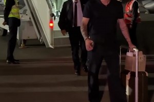 12个小时飞行！皇马抵达阿拉木图，迎接与欧冠新军凯拉特的比赛