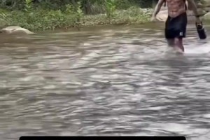 拉莫斯也是钓鱼佬😂这腹肌也太结实了，爱了爱了~