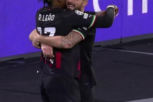 这声音真脆啊👍️！回归当年巴萨梅西vs巴黎进球