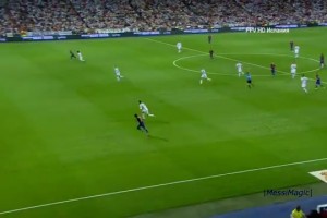 看起来很好玩啊！多特的室内训练网式足球！赢到最后的是……