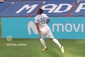 不敢恭维！皇马球迷晒出特奥加盟时颠球画面，有点辣眼睛🤣