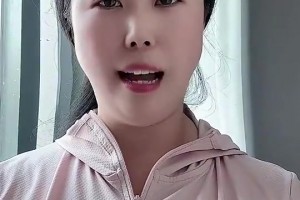 😤女模特自曝：维尼修斯想和她以及一位朋友一起三人行！