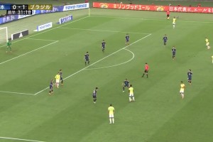 差距！帕奎塔挑传打身后，马丁内利凌空斩2-0