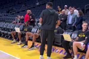 预热意甲焦点大战！国米官推晒当年“爱神”飞火流星🎇