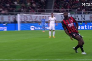 米兰1-1遭扳平！德温特禁区内手球送点！夸德拉多主罚命中！