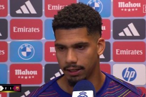 阿劳霍赛后：亚马尔非常专业！他已经成年了，知道自己该做什么！