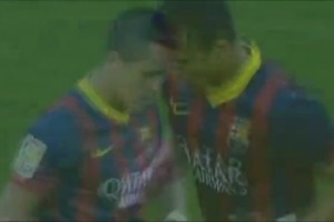 绝对令人印象深刻！桑切斯巴萨生涯精彩集锦！