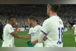 😂这个男人在皇马混了个欧冠冠军！他的名字叫扎球王！