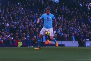 跟现在有何不同？登贝莱21年欧冠对阵拜仁全场集锦！