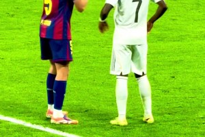 维尼修斯与模特女友约会，同样都是有女友，亚马尔咋状态那么差