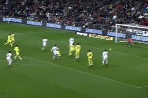 C罗这核心力量太逆天了！如此恐怖的身体素质，何尝也不是天赋呢