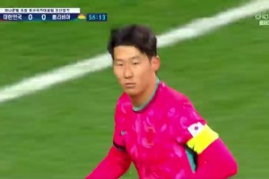 亚洲一哥无解脚法！孙兴慜十分角任意球打破僵局